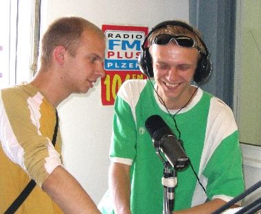 O5 And Radeček - 00000 Cibule a Tomino 16.7.04 Radio FM Plus.jpg